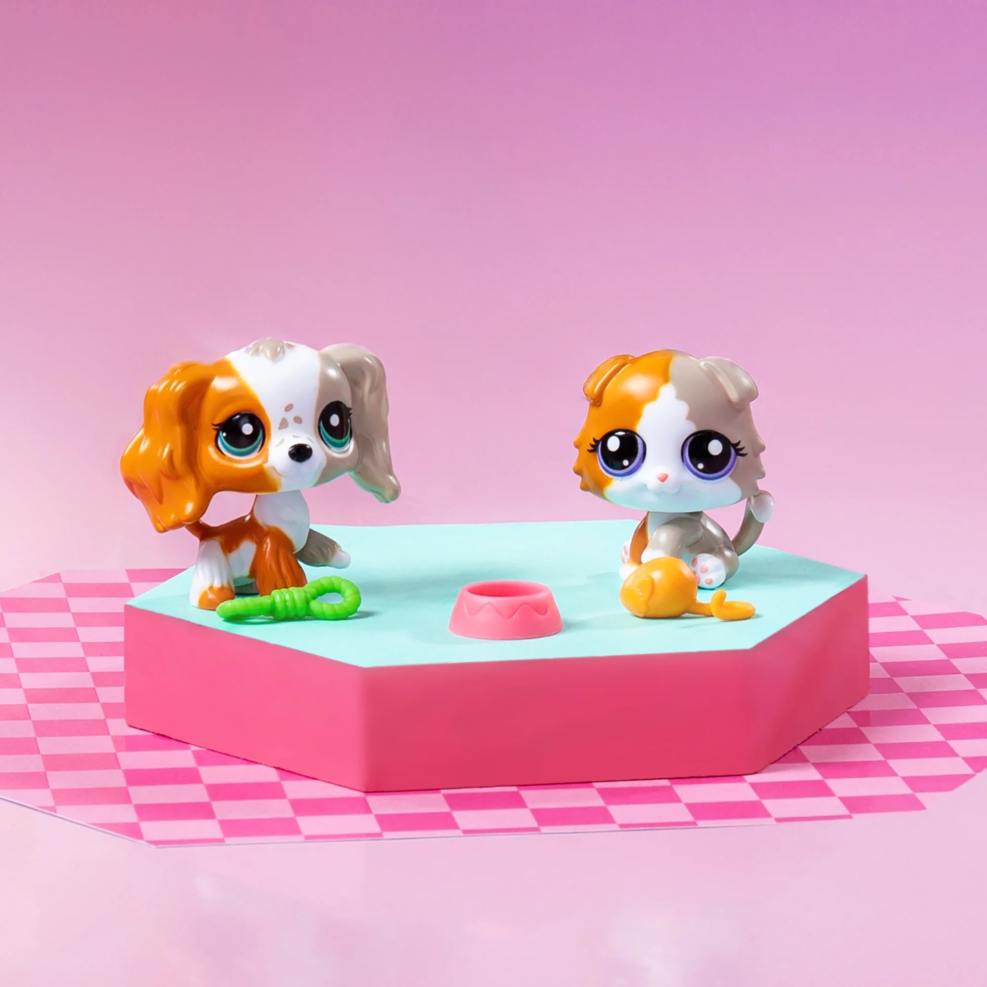 Littlest Pet Shop, Surprise Pet Pairs, Series 3, Mini Toy Figurines, Children Ages 4+, Multicolor  |  WTWL939XA