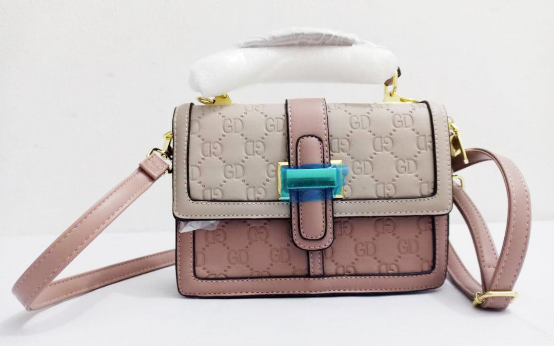 Designer Fashion Handbag | CND5a
