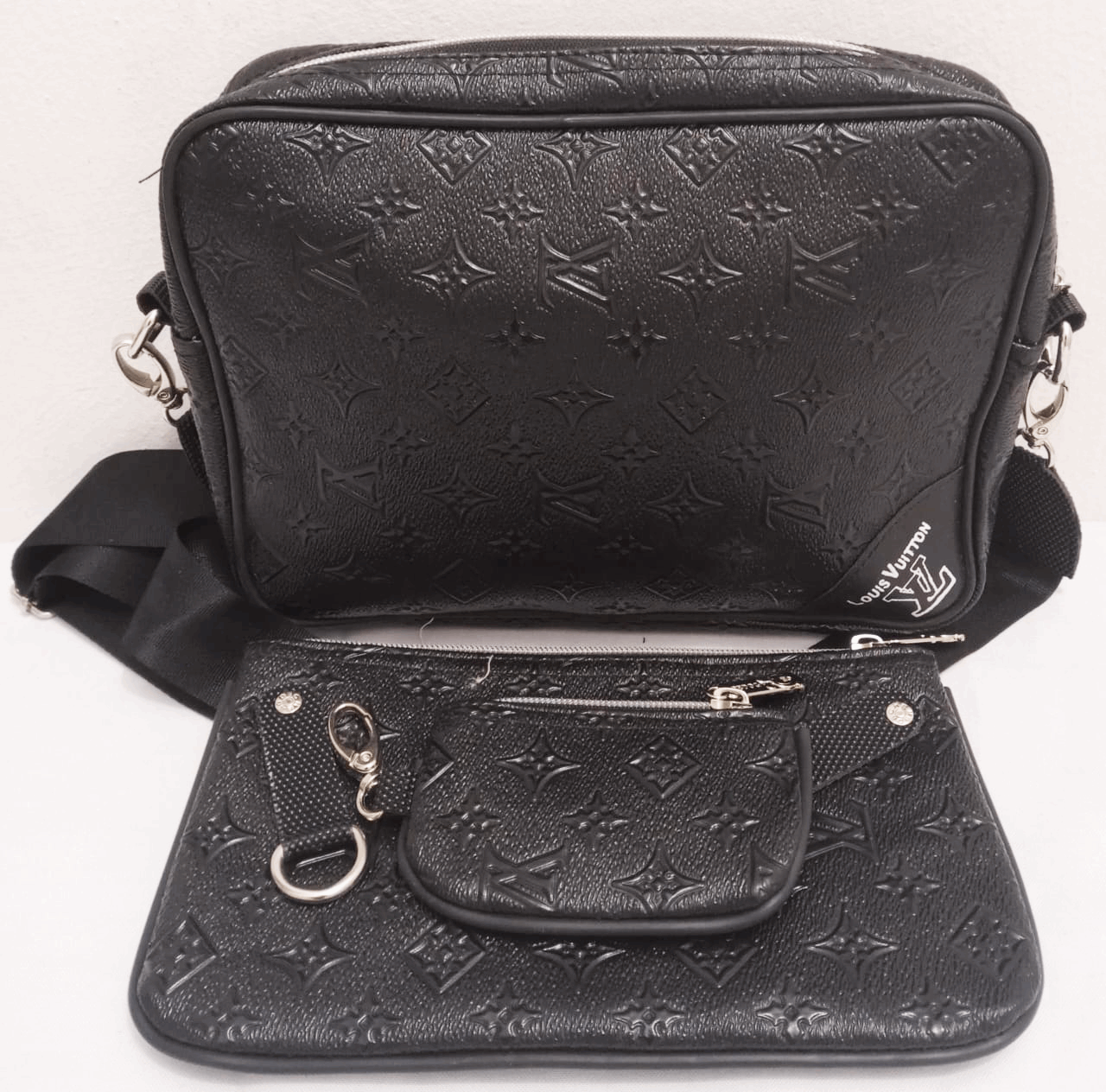 Affordable Men's Designer Bag, Messenger Bag | ECB54a