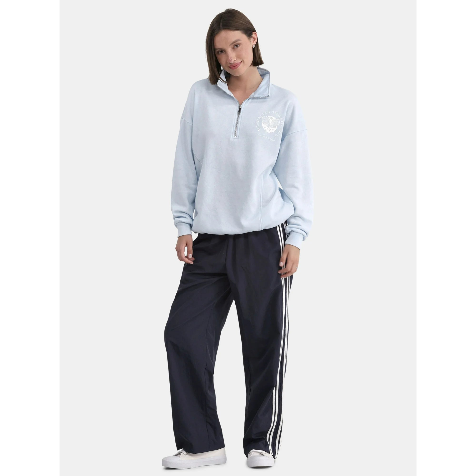 No Boundaries Quarter Zip Graphic Sweatshirt, Lightweight, Women's and Women’s Plus |  WTWL495XA