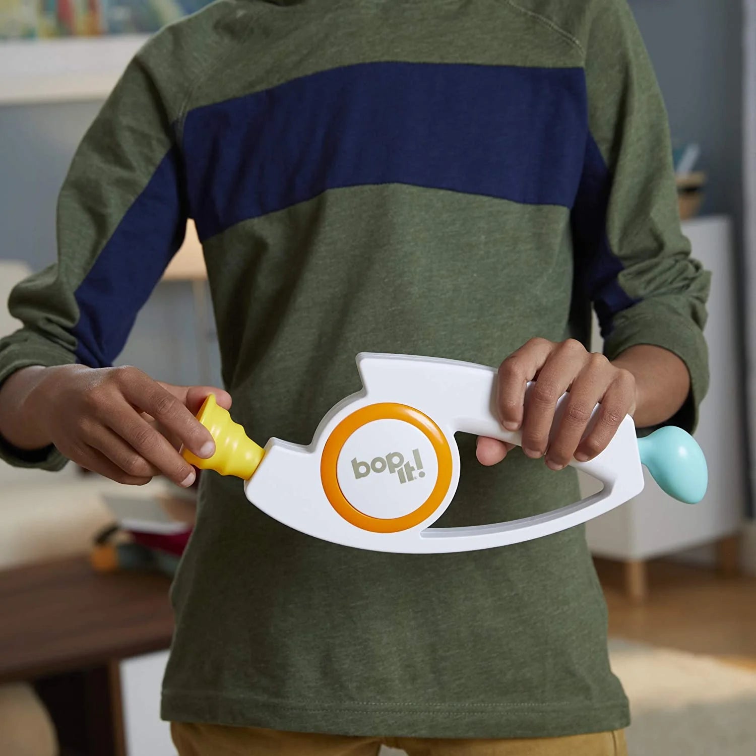 Bop It! Electronic Game for Kids Ages 8 and Up, Kids Board Games for 1+ Players, Kids Gifts  |  WTWL937XA