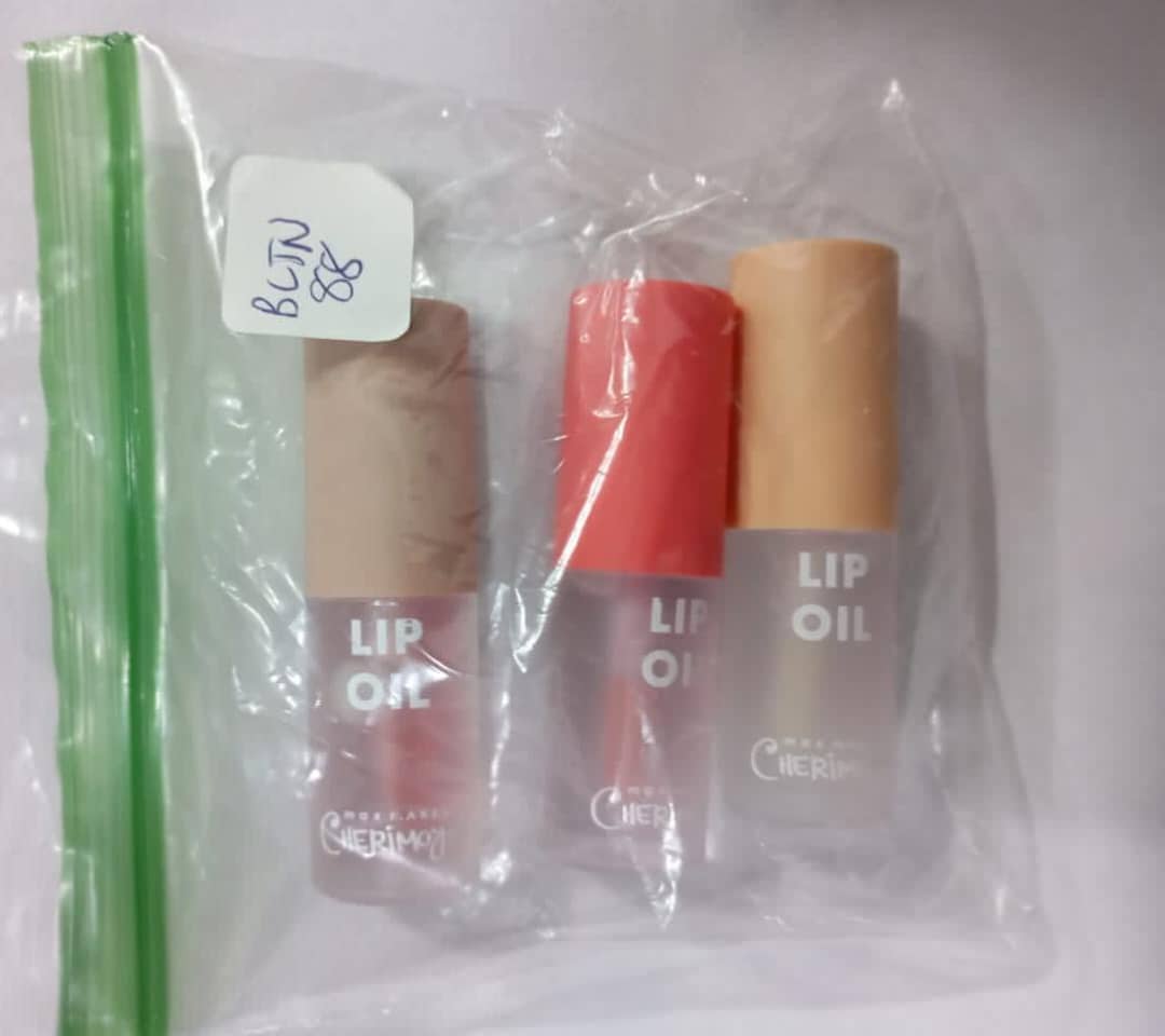 Cherimoya Lip Oil (1 Piece) | BLTN88