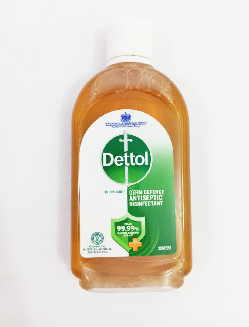 Dettol Germ Defence Antiseptic Disinfectant, 250ml | EVG12a