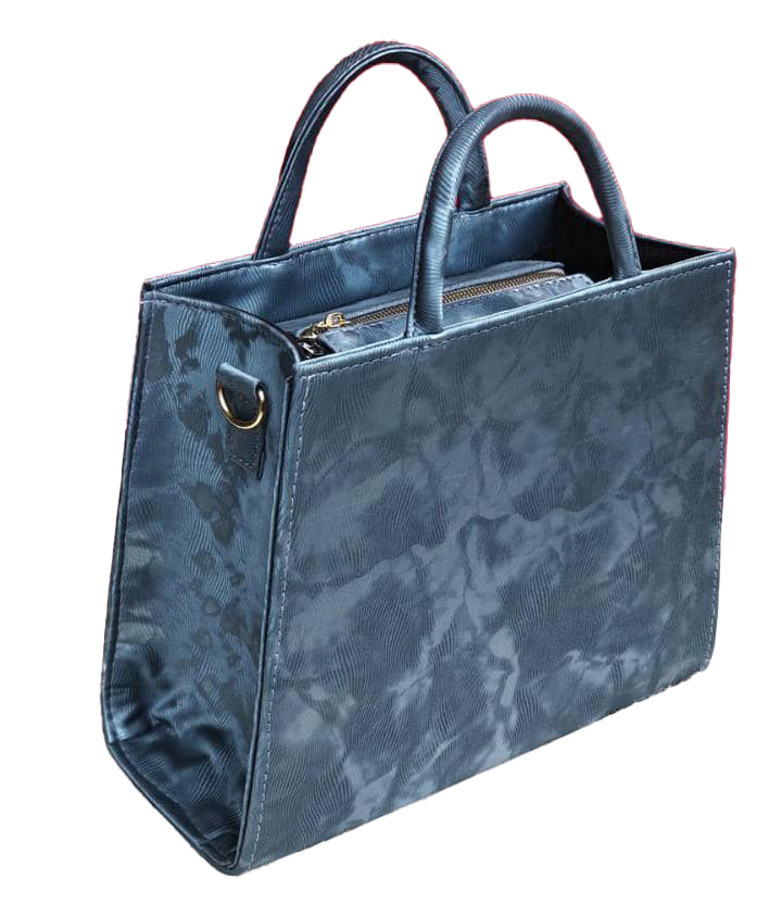 Classy Ebony Statement Authentic Handbag | RDNG9g
