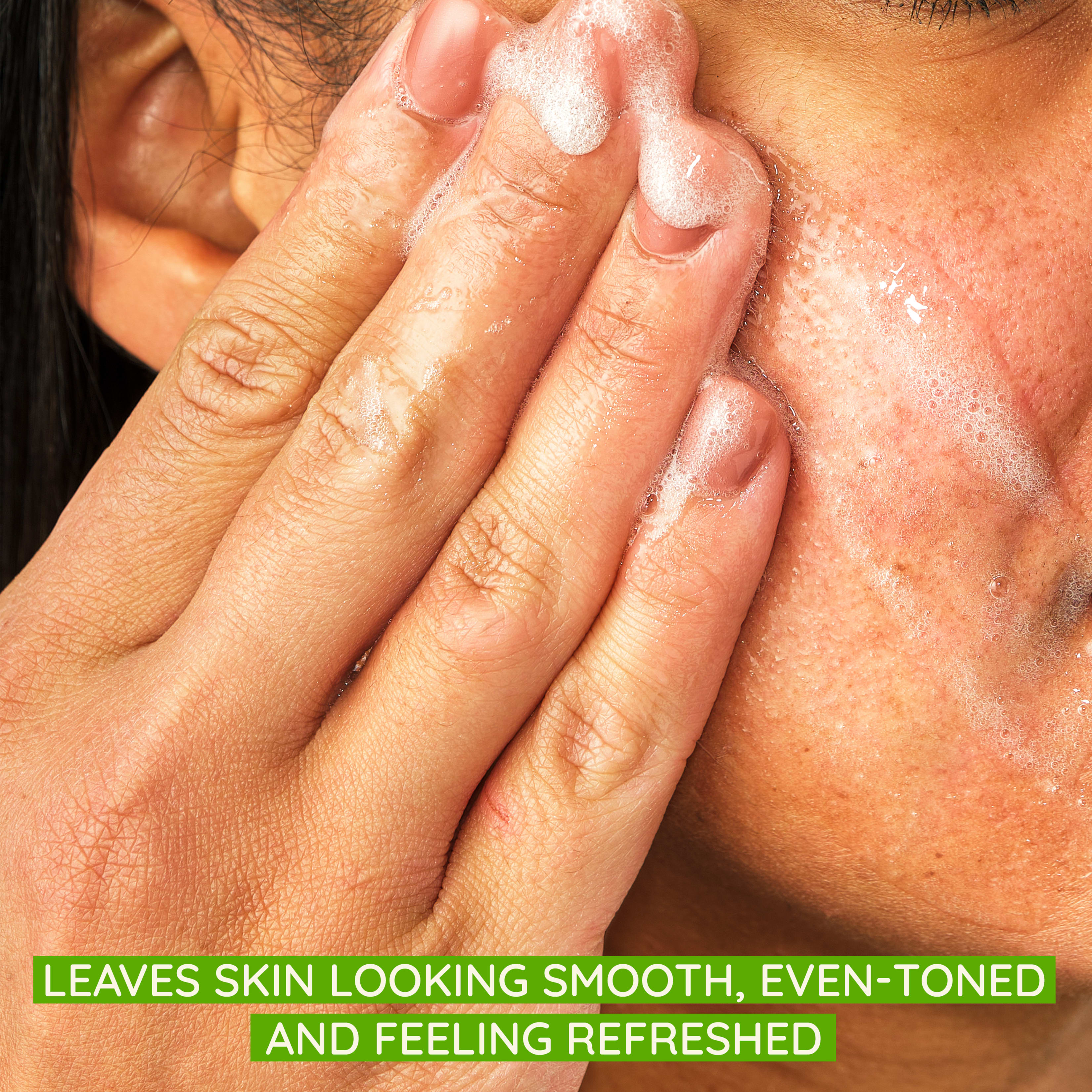Aveeno Positively Radiant Brightening & Exfoliating Face Scrub, 2 oz | MTTS381